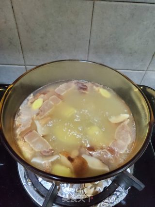 咸肉番薯煲芥菜汤的做法步骤：5