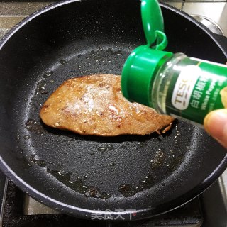 香煎牛排的做法步骤：7