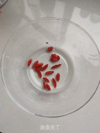 菠萝甜汤的做法步骤：5