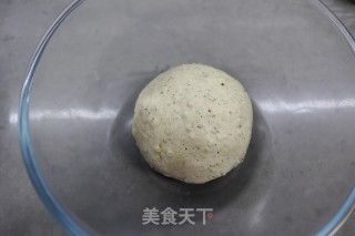 多谷麻糬肉松面包的做法步骤：5