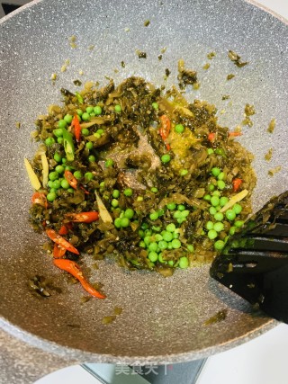 雪菜炒肉丝的做法步骤：5