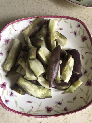 青椒紫茄的做法步骤：2