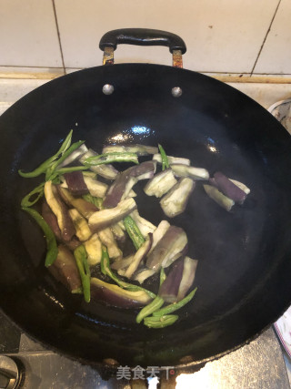 青椒紫茄的做法步骤：4