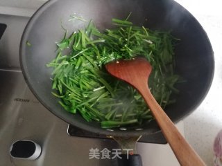 韭菜炒鸡蛋的做法步骤：7
