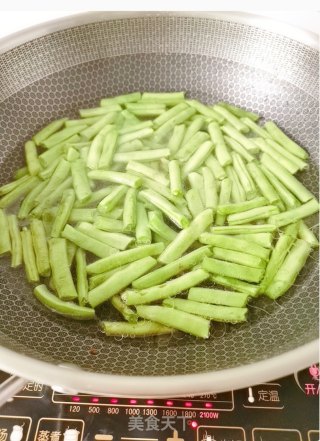 炝炒四季豆的做法步骤：4