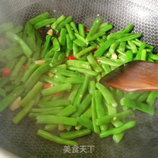 炝炒四季豆的做法步骤：8