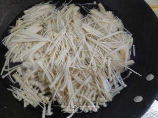 金针菇拌黄瓜的做法步骤：2