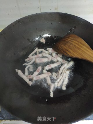 冬笋豆干炒肉的做法步骤：5