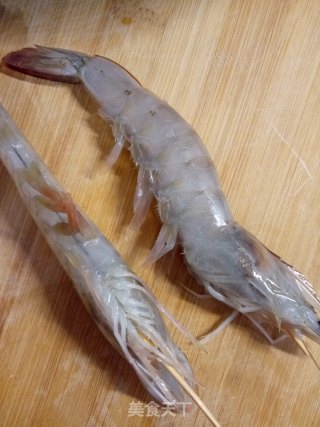 黑胡椒烤虾的做法步骤：2