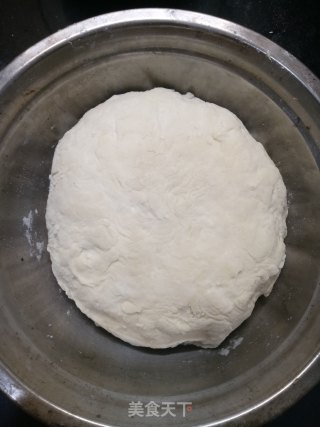 三鲜蒸饺的做法步骤：1