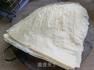 鸡汤豆腐皮的做法步骤：1