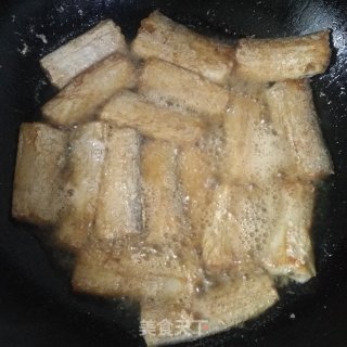 煎带鱼的做法步骤：4