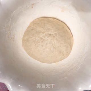 鲜虾披萨的做法步骤：2