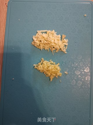 香炒海贝的做法步骤：2