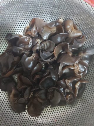 木须肉的做法步骤：1