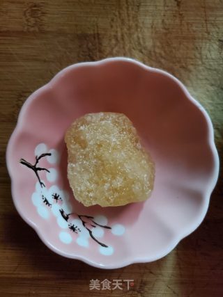 银耳百合煲水果糖水的做法步骤：2
