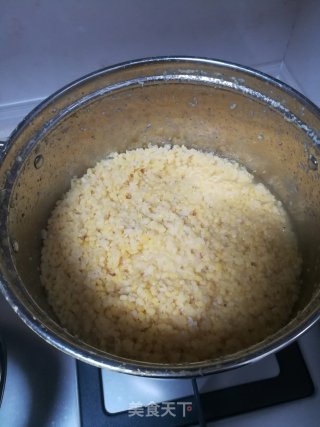 玫瑰绿豆馅豆包的做法步骤：2