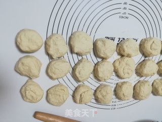 玫瑰绿豆馅豆包的做法步骤：6