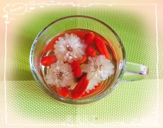 枸杞菊花茶的做法步骤：4