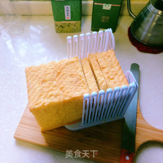 鸡蛋煎香蕉????吐司????的做法步骤：1