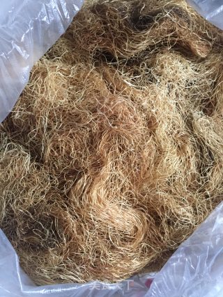 玉米须灵芝玫瑰花水的做法步骤：1