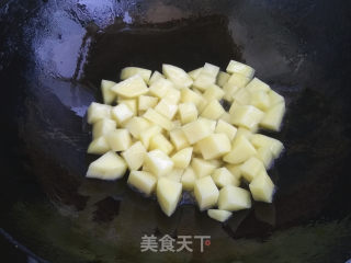酱爆肉丁时蔬的做法步骤：5