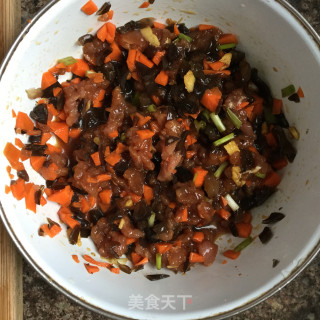 娃娃菜卷肉的做法步骤：2