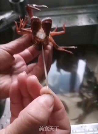 十三香辣小龙虾（附正确清洗处理小龙虾方法）的做法步骤：6