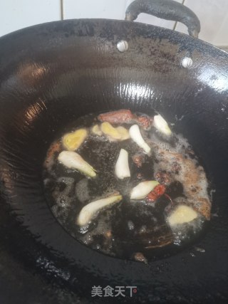 十三香辣小龙虾（附正确清洗处理小龙虾方法）的做法步骤：11