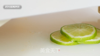 「时光荏苒茶饮」超级水果茶的做法的做法步骤：2
