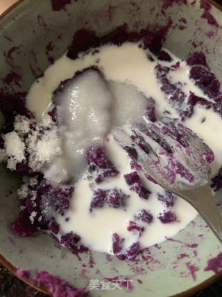 山药紫薯饼的做法步骤：2