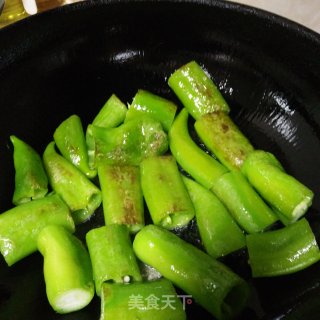 甜面酱烧尖椒的做法步骤：6