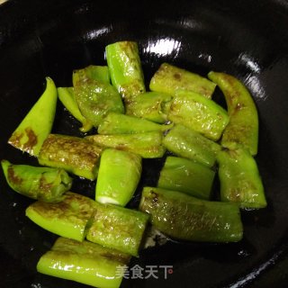 甜面酱烧尖椒的做法步骤：7