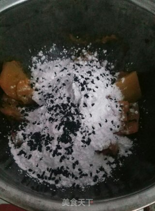黑芝麻南瓜粑粑的做法步骤：3