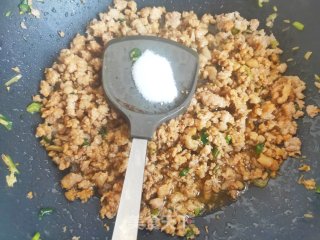 好吃的黄豆芽肉包子的做法步骤：10