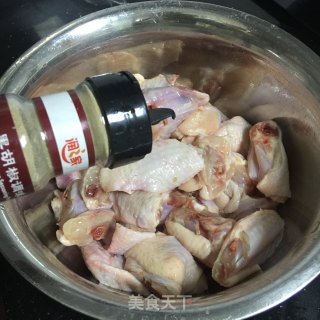 蚝油焖鸡翅的做法步骤：3