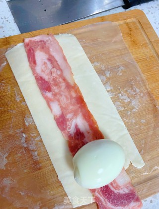 培根鸡蛋卷的做法步骤：2