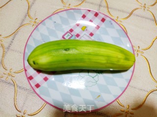 西葫芦鸡蛋饼的做法步骤：2