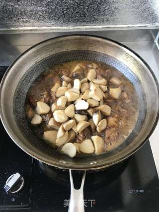 杏鲍菇烧鸡腿的做法步骤：8