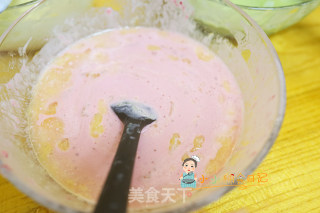 毛巾卷蛋糕的做法步骤：6