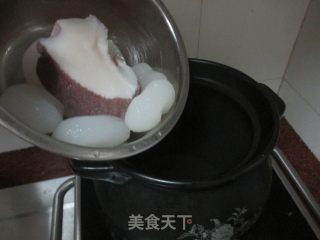 春季润燥汤水——海底椰煲猪骨汤的做法步骤：4