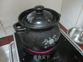 春季润燥汤水——海底椰煲猪骨汤的做法步骤：7