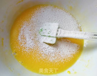 芒果慕斯蛋糕的做法步骤：4