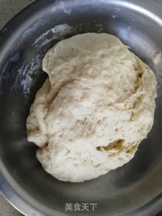 芝麻烙饼的做法步骤：2