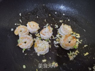 豌豆玉米炒虾仁的做法步骤：6
