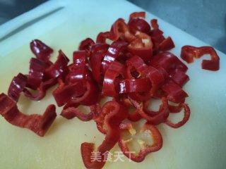 红烧客家油豆腐的做法步骤：1