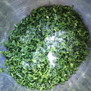 韭菜片片的做法步骤：2