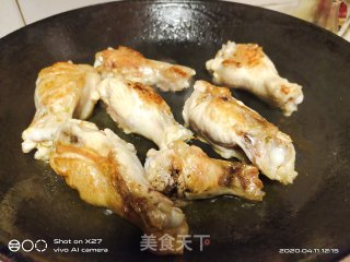 油焖鸡腿的做法步骤：3