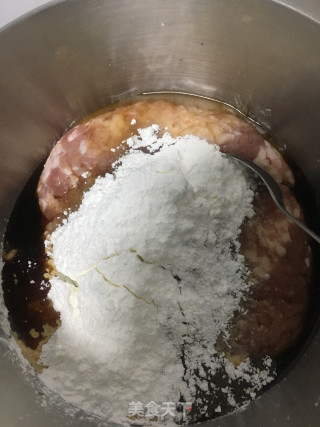 自制香肠的做法步骤：2
