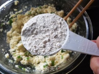 豆渣饼的做法步骤：3